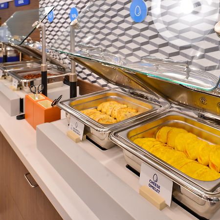 Holiday Inn Express & Suites Charlotte Southwest By Ihg Bagian luar foto
